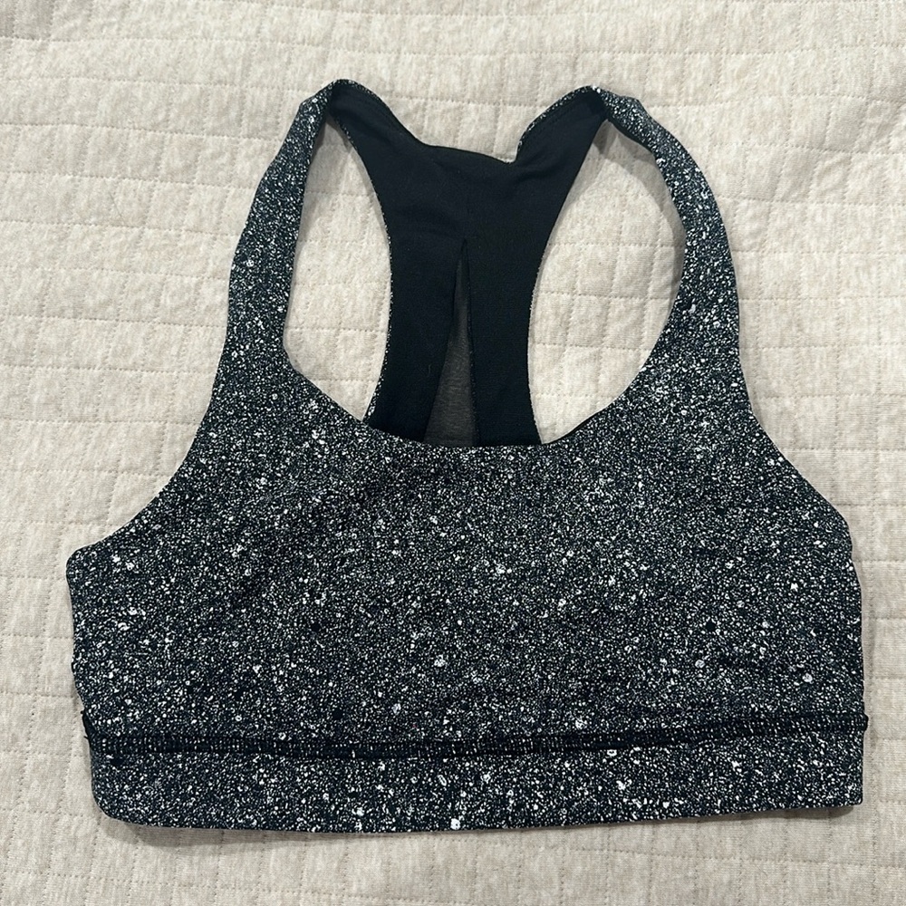 {Lululemon} Sports Bra